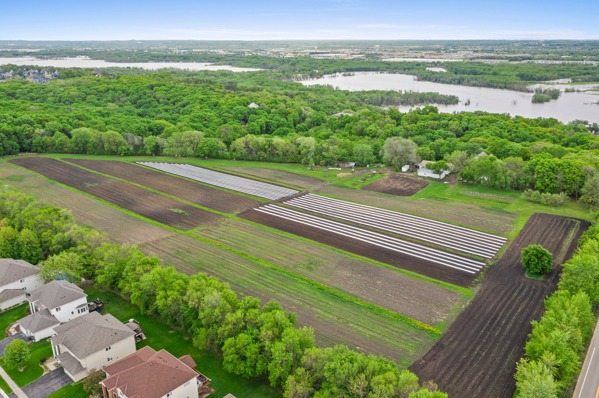 8 web or mls 9905 Dell Rd 8 3